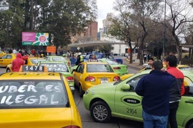 Uber va a la carga nuevamente en Córdoba