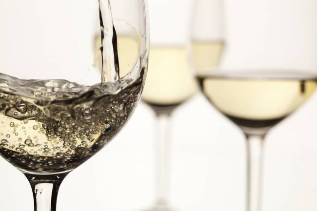 Mitos y verdades del vino blanco