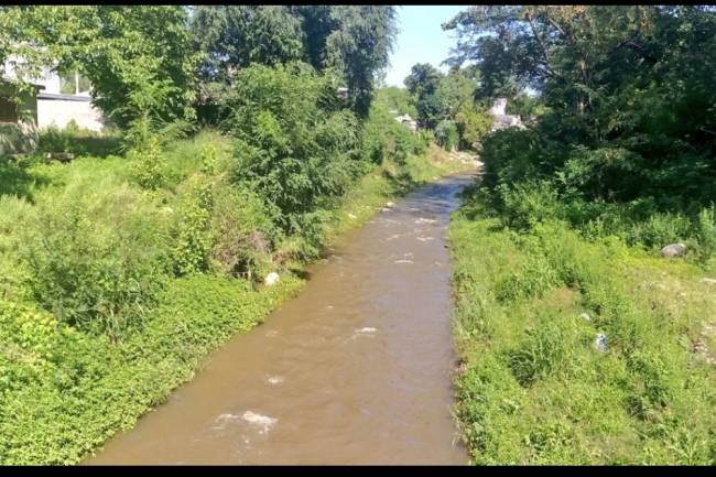 Descuido ambiental pone en alerta a los vecinos de Mendiolaza