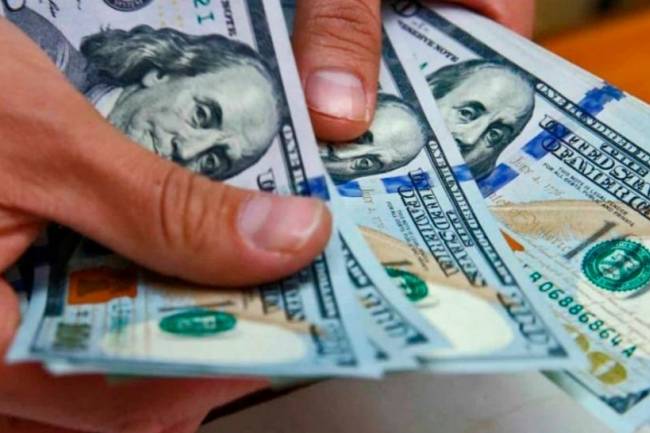 Dólar: el blue se volvió a disparar y alcanzó los $ 120