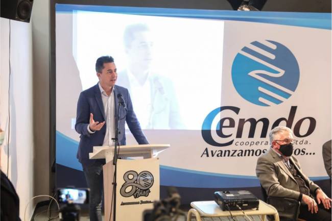 Acuerdo entre EPEC y CEMDO para mejorar el tendido eléctrico