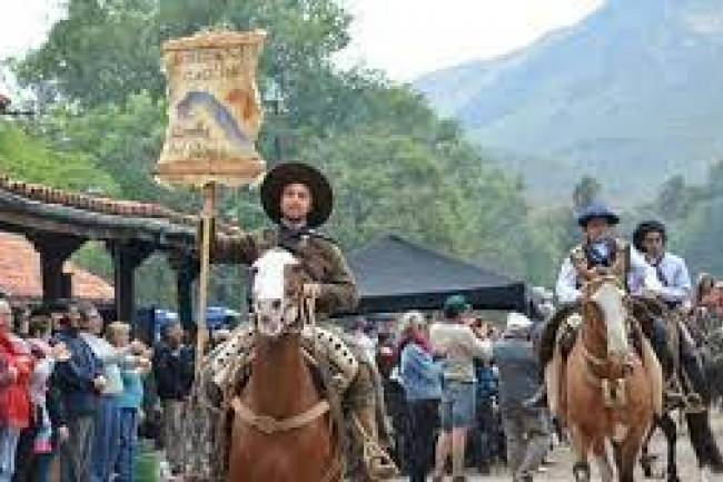 Gran celebración en Capilla del Monte por su 436° Aniversario