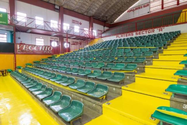 Reabrió el Polideportivo Carlos Cerutti, estrenando renovación