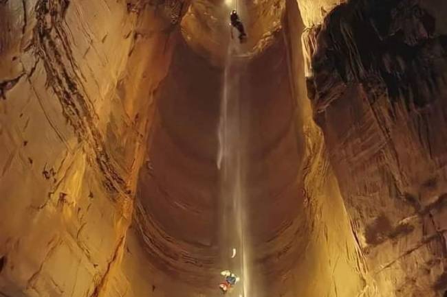 La Cueva de Voronia, cercano al centro de la Tierra