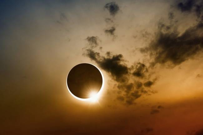 La Luna tapará un 39 por ciento de la superficie del Sol durante el primer eclipse del año
