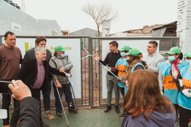 Inauguraron la Planta de Acopio y Tratamiento de Residuos.