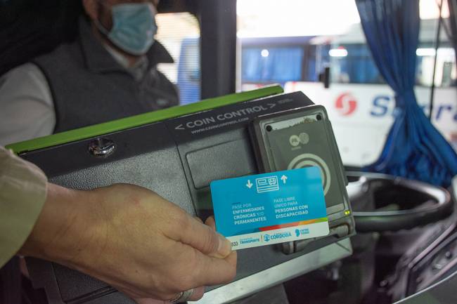 Desde hoy, los pases especiales al transporte interurbano se puede realizar digitalmente 