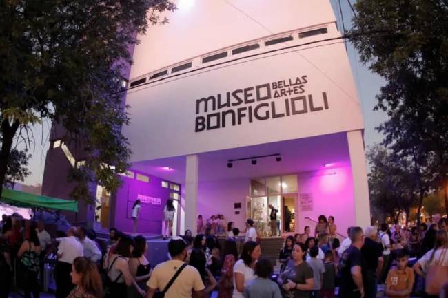 Cientos de villamarienses asistieron a La Noche de los Museos