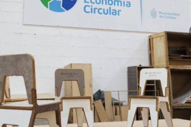 Durante el 2022,  la Escuela Municipal de Economía Circular recuperó más de 230 toneladas de residuos industriales