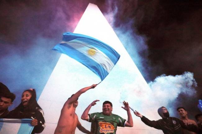 Argentina entre festejos y operativo 