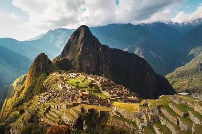 SANTUARIO MACHU