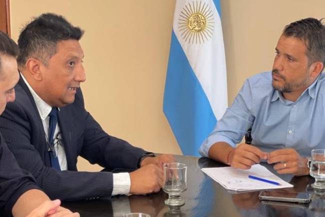 El Intendente Torres recibió al nuevo Comisario Mayor, David Alejandro Ferreyra 