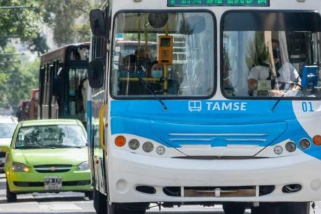 Otra vez hay cambios en las tarifas de transporte urbano, taxis y remises