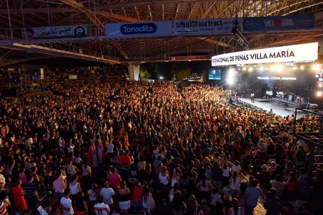 Hoy, las luces del anfiteatro se encienden para la 56º Festival Internacional de Peñas