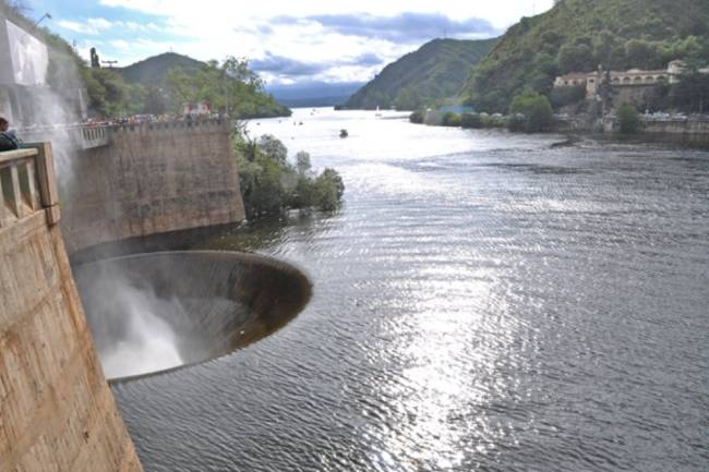 Lago San Roque: La Provincia acciona para  prevenir la contaminación y trabajar en el saneamiento