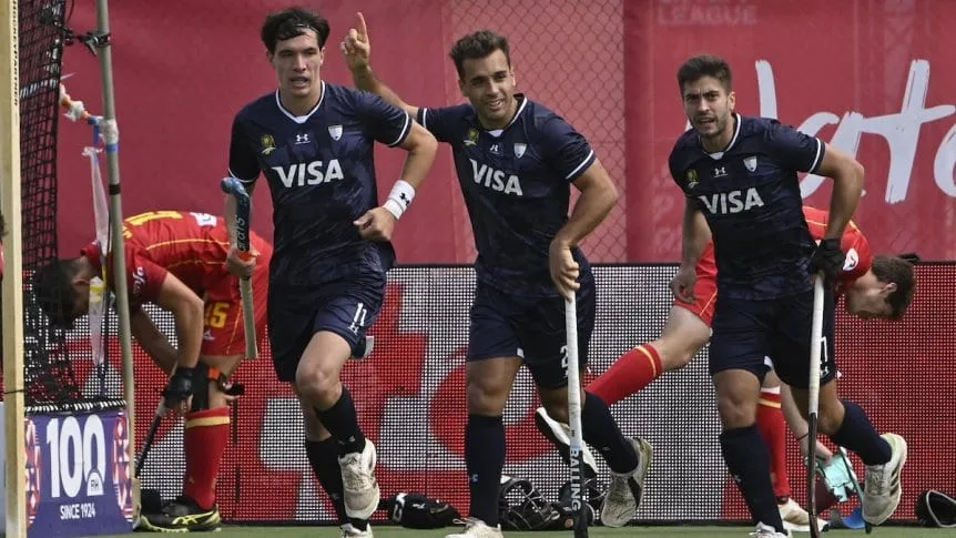 Hockey/césped: Leonas y Leones muerden con todo