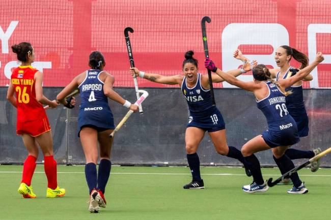 Leonas que rugen goleando