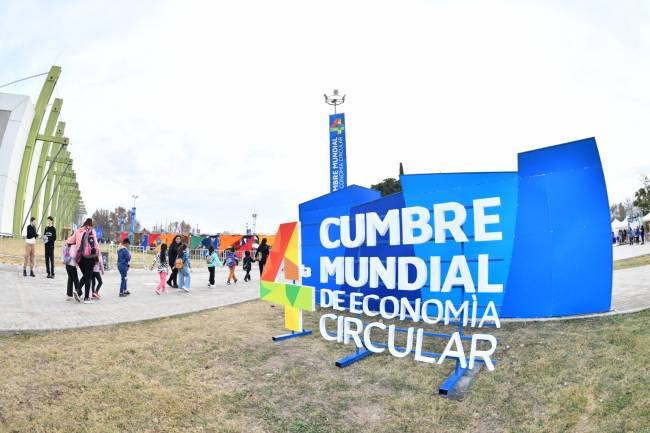 Con diversas actividades gratuitas, se puso en marcha la IV Cumbre Mundial de Economía Circular