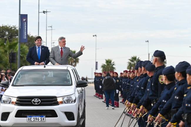 Llaryora anunció destacadas obras para Miramar