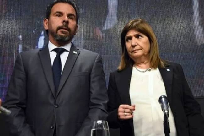 Por "interferir" en una licitación, la ministra Bullrich despidió al número dos en Seguridad