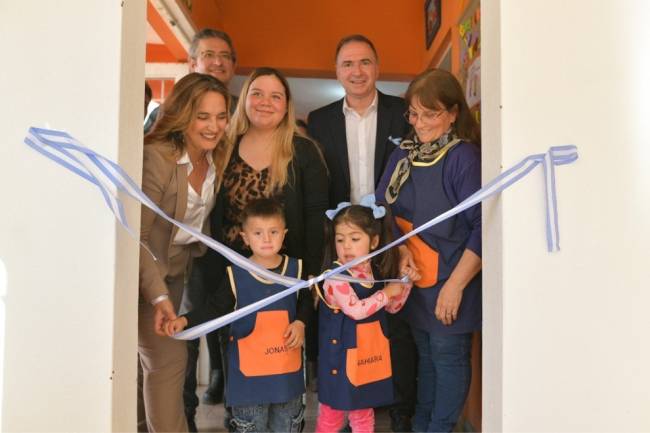 En El Simbolar, Prunotto y Ferreyra inauguraron un nuevo edificio para un jardín de infantes