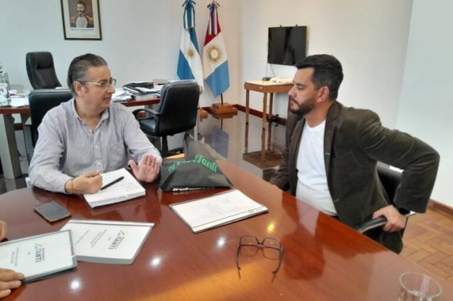 Tanti: El Intendente Paredes se reunión con el secretario de infraestructura Gustavo Brandán