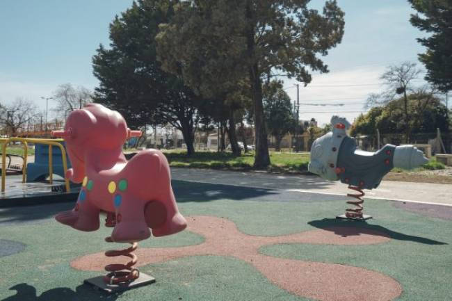 Etapa final de las reformas en la plaza Ceferino Namuncurá