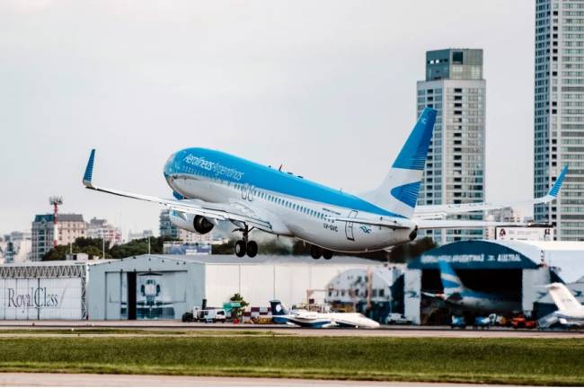 El Gobierno apretó el acelerador y está cerca de reunir los votos en Diputados para privatizar Aerolíneas