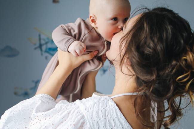 Informe Día de la Madre: ¿por qué cada vez hay menos madres en Argentina?