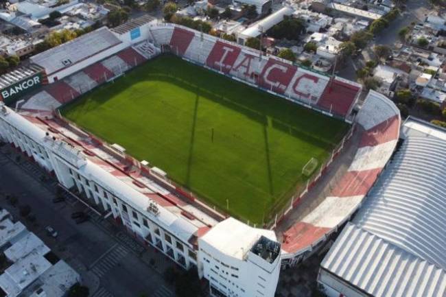 El estadio de Instituto con el dilema de cambio de nombre
