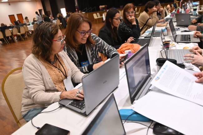 Más de 8000 docentes avanzan en la construcción de una educación sostenible en Córdoba