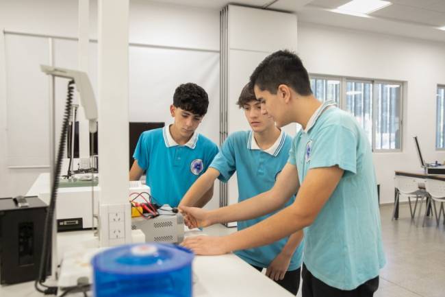 En este 2025, las escuelas secundarias orientadas y técnicas podrán cambiar su orientación