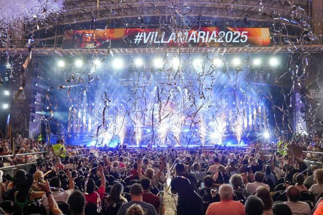 En una noche histórica para el Folclore Argentino, comenzó  la 57º edición del Festival de Peñas