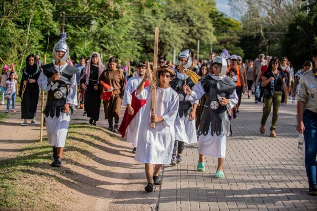 Sinsacate reedita el Vía Crucis viviente por el Camino Real