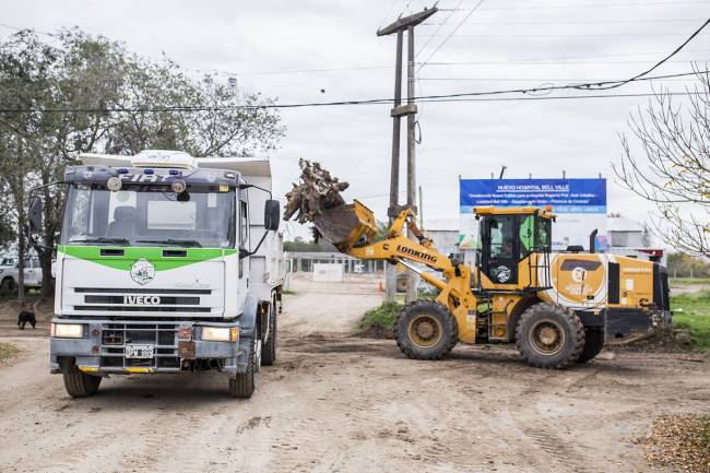 Bell Ville: El municipio colabora en la obra del nuevo Hospital Regional con tareas de mantenimiento perimetral