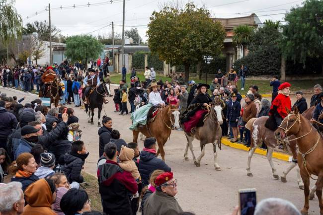 Las Higueras celebró el 215° Aniversario de la Patria con Tradición, Unión y Sabores