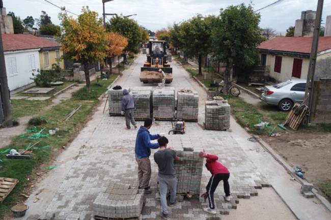 Del Campillo se moderniza: Inversión Provincial para un pueblo en movimiento