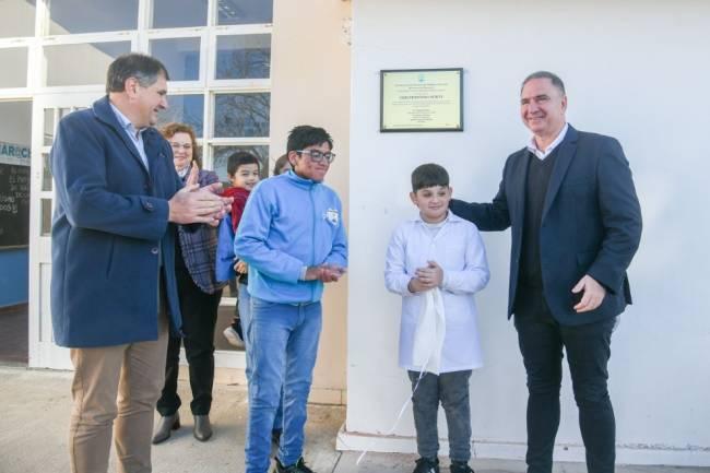 El ministro Ferreyra inauguró el primer Centro Educativo Rural Integral 