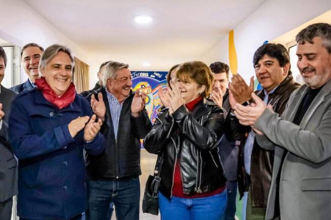 Llaryora habilitó un nuevo IPEM en Chilibroste