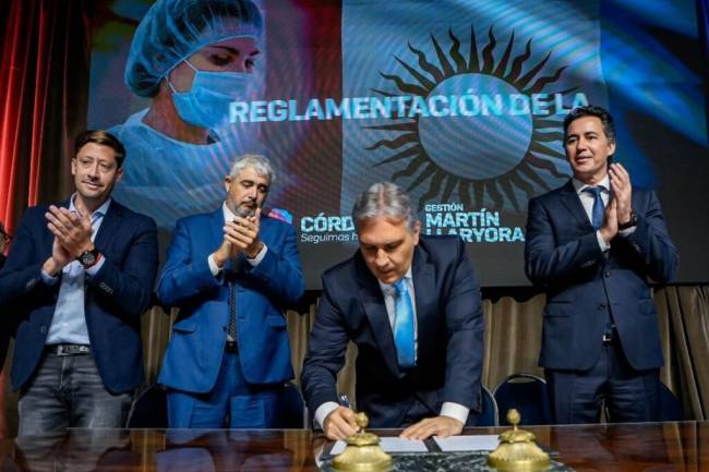 Reconocimiento sin precedentes al sistema de salud cordobés: inversión, unificación legal y asignación estímulo