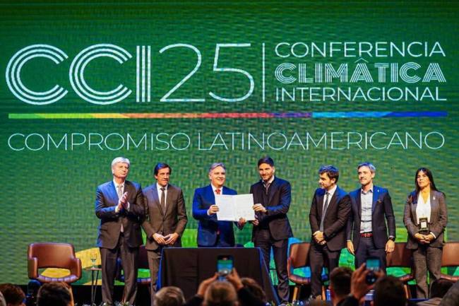 “Con o sin financiamiento, seguimos”: gobernadores firman un compromiso climático que desafía al mundo