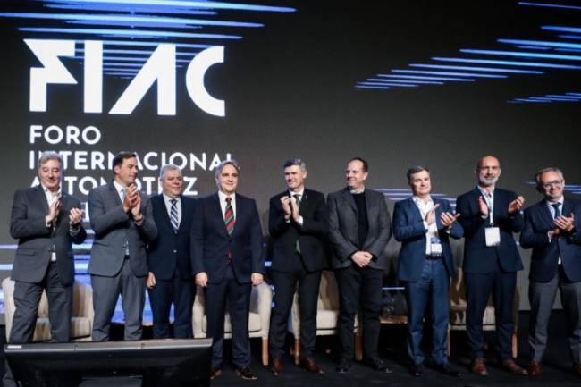 Córdoba pisa fuerte en la industria automotriz: Comenzó el FIAC con fuerte presencia empresarial