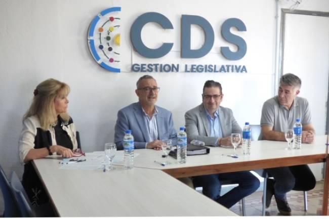 Salsipuedes: Siete familias acceden a la escritura de su vivienda a través del programa provincial