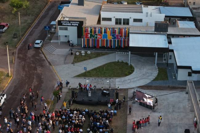 Luego de 113 años, Embalse inaugura su primer hospital municipal