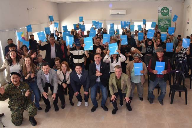Cincuenta familias de Capilla de los Remedios recibieron sus títulos de posesión