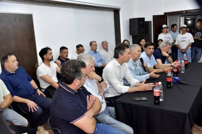 Juan Schiaretti encabezó encuentro de Provincias Unidas en el Departamento Calamuchita