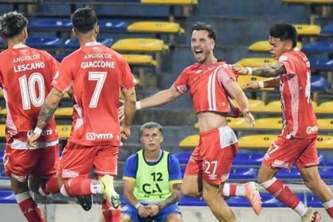 COPA ARGENTINA: EL bicho es el primer finalista