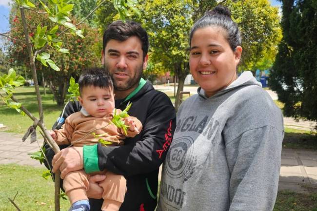Ausonia y una hermosa iniciativa: "Un árbol por un bebé nacido"