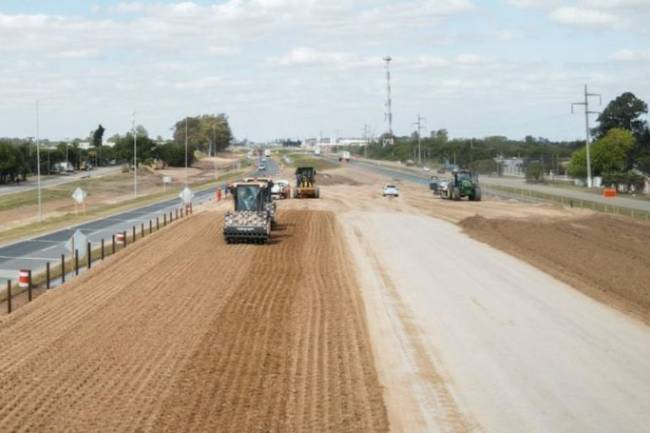 Avanza el nuevo altonivel de la Ruta 19: Una obra histórica para Malvinas Argentinas