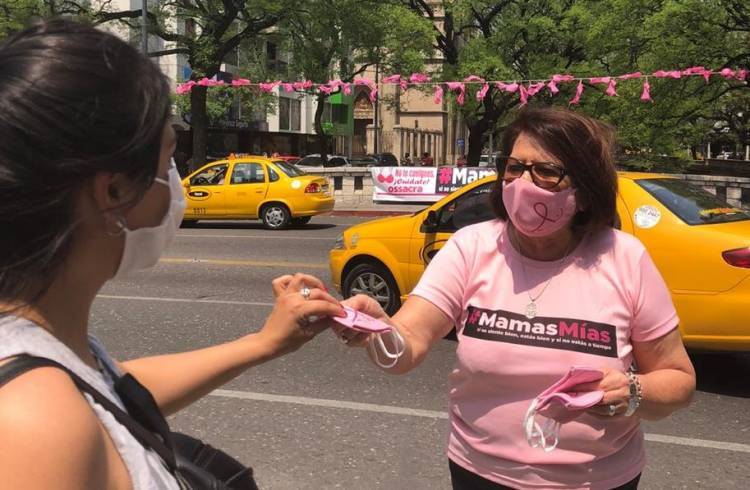 Carmen Suárez participó de la campaña sobre la concientización del Cáncer de Mama